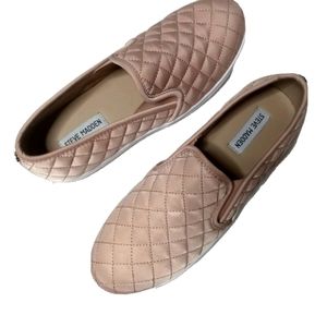Steve Madden Ecentrcq Quilted sz 11